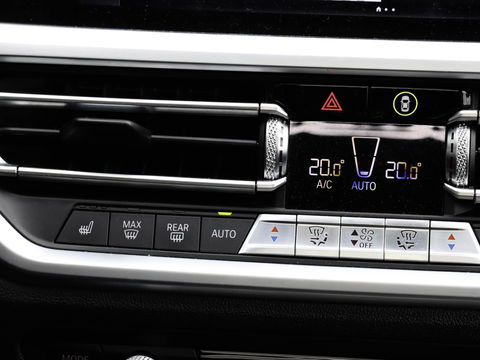 BMW 3-serie 330e eDrive Edition 292PK M Sport | Schuifdak | Camera