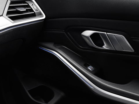 BMW 3-serie 330e eDrive Edition 292PK M Sport | Schuifdak | Camera