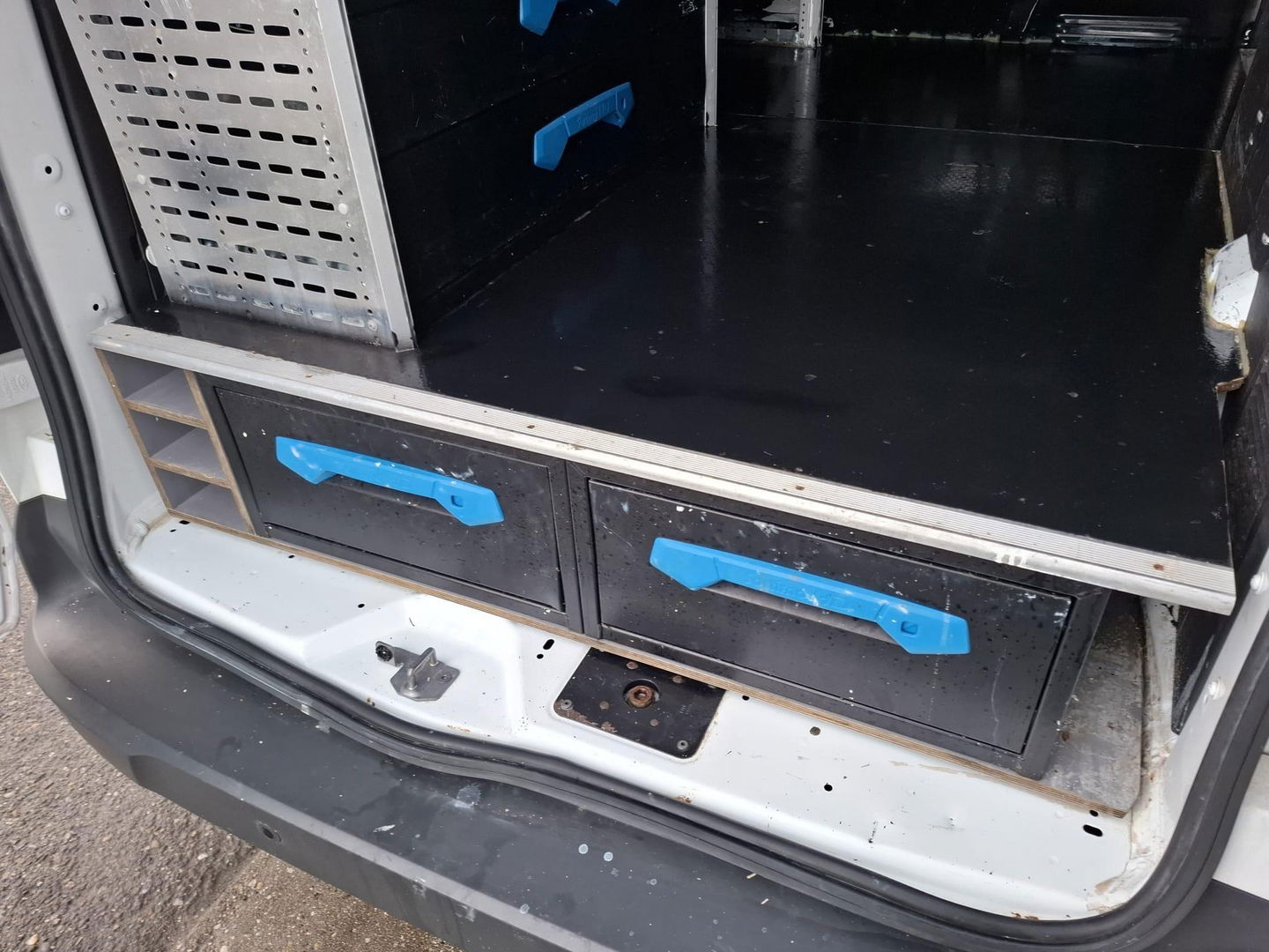 Ford Transit Connect 1.5 TDCI L2 Trend AIRCO / AUTOMAAT / N.A.P / EURO 6 / KASTEN INRICHTING