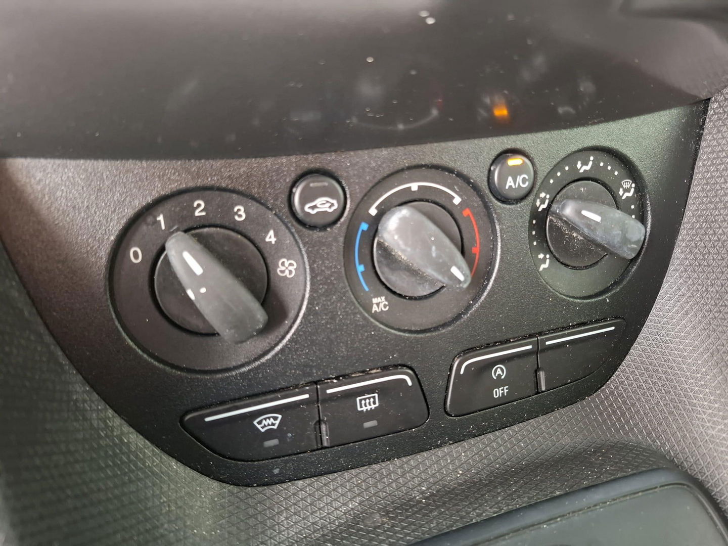 Ford Transit Connect 1.5 TDCI L2 Trend AIRCO / AUTOMAAT / N.A.P / EURO 6 / KASTEN INRICHTING