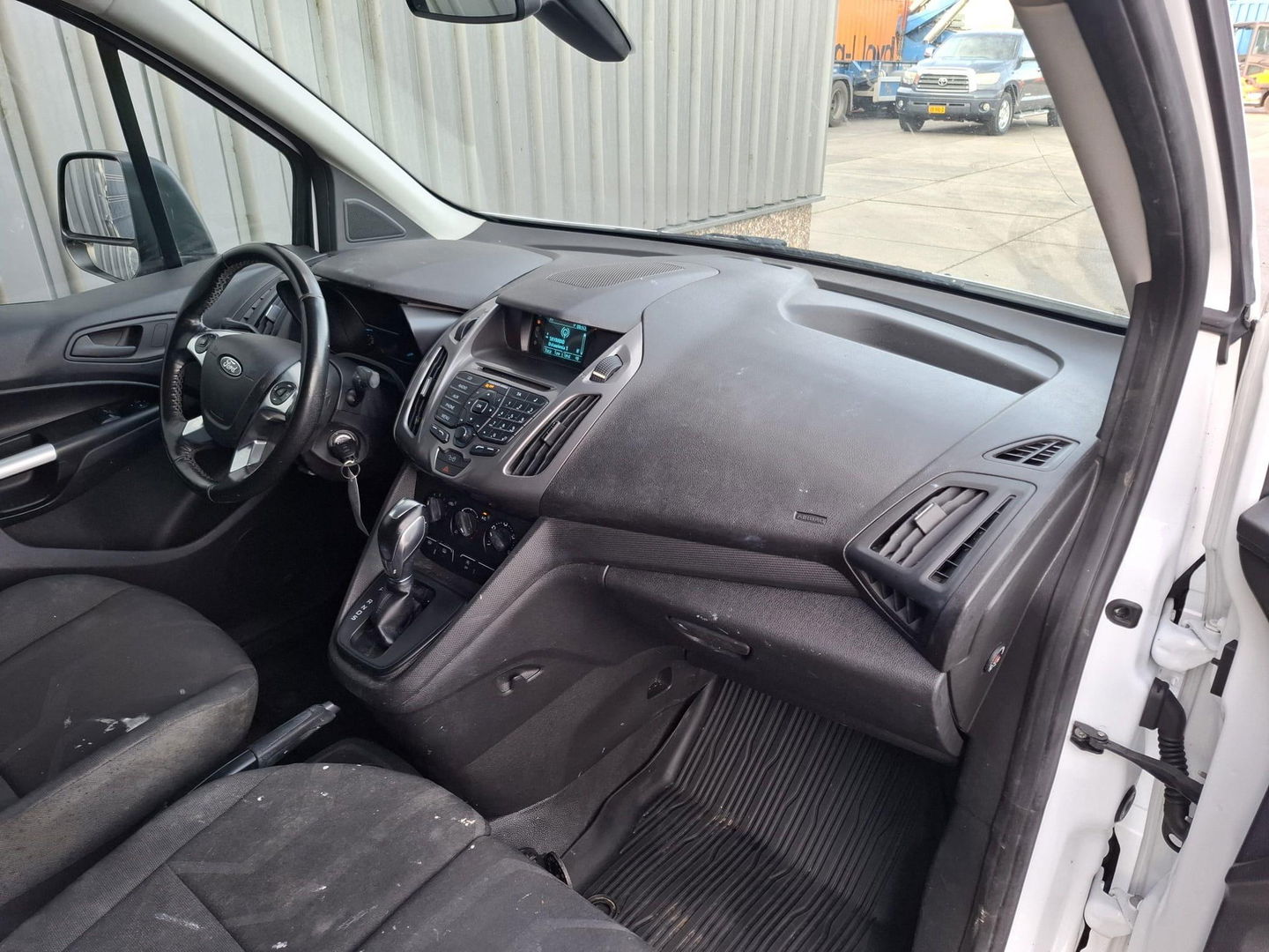 Ford Transit Connect 1.5 TDCI L2 Trend AIRCO / AUTOMAAT / N.A.P / EURO 6 / KASTEN INRICHTING