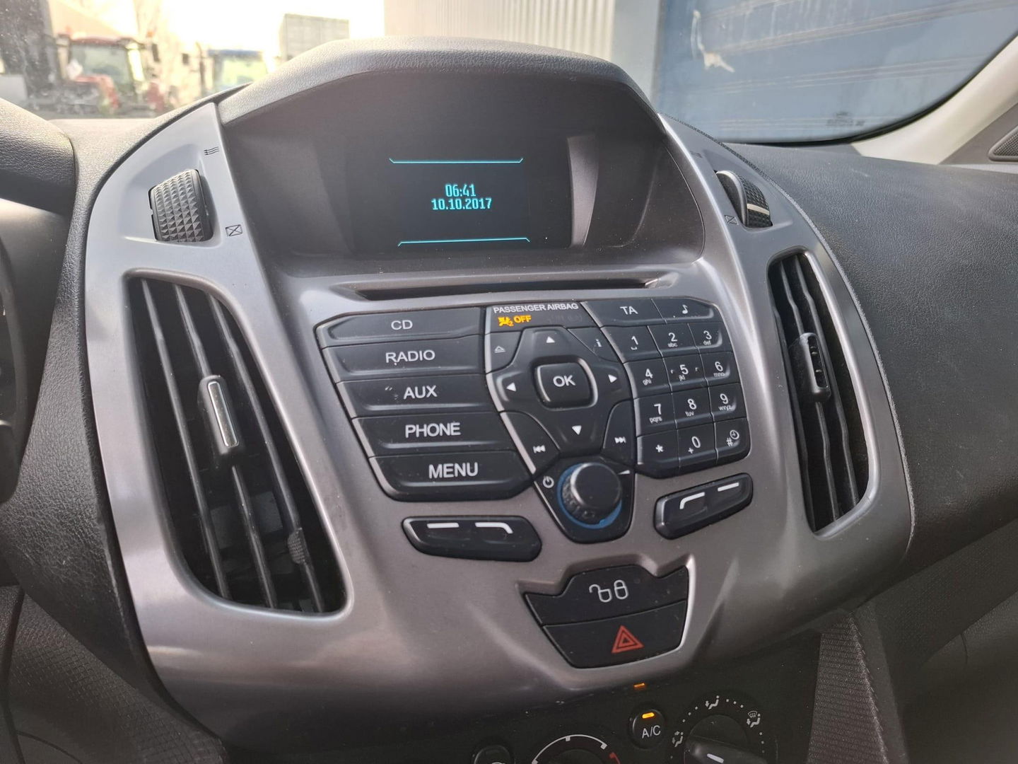 Ford Transit Connect 1.5 TDCI L2 Trend AIRCO / AUTOMAAT / N.A.P / EURO 6 / KASTEN INRICHTING