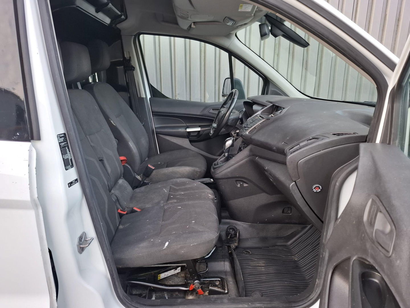 Ford Transit Connect 1.5 TDCI L2 Trend AIRCO / AUTOMAAT / N.A.P / EURO 6 / KASTEN INRICHTING