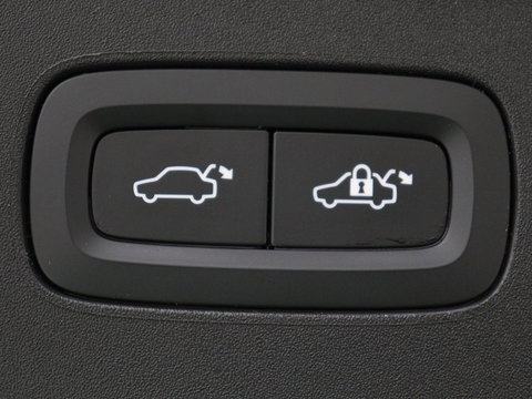 Polestar 2 Standard Range Single Motor 69 kWh | SOH 95% | Stoelverwarming | 360 Camera | Adaptive cruise | Carplay | Full LED