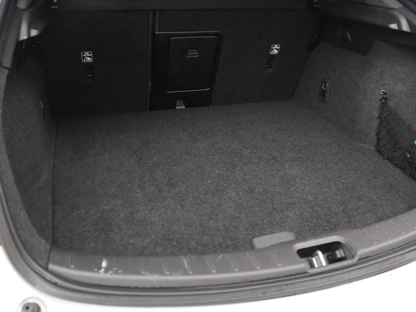 Polestar 2 Standard Range Single Motor 69 kWh | SOH 95% | Stoelverwarming | 360 Camera | Adaptive cruise | Carplay | Full LED