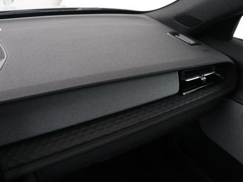 Polestar 2 Standard Range Single Motor 69 kWh | SOH 95% | Stoelverwarming | 360 Camera | Adaptive cruise | Carplay | Full LED