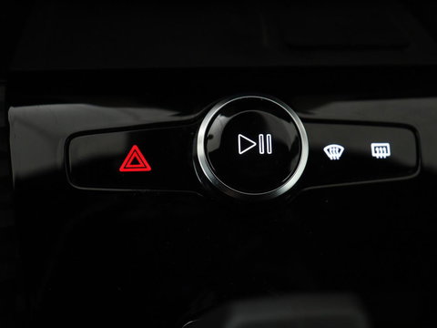 Polestar 2 Standard Range Single Motor 69 kWh | SOH 95% | Stoelverwarming | 360 Camera | Adaptive cruise | Carplay | Full LED