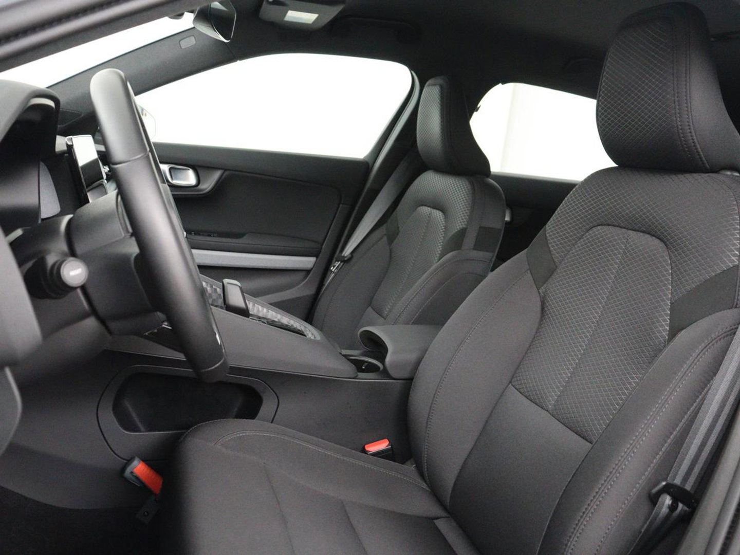 Polestar 2 Standard Range Single Motor 69 kWh | SOH 95% | Stoelverwarming | 360 Camera | Adaptive cruise | Carplay | Full LED