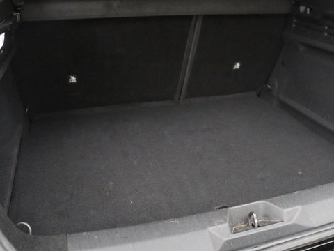 Opel Astra 1.6 Hybrid Business Edition | SOH 92% | Stoelverwarming | Adaptive cruise | Camera | Stuurverwarming | Carplay | Navigatie | Full LED | 17'' | Climate control | PHEV | Plug In