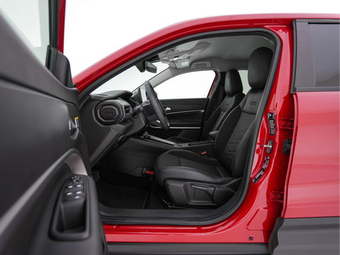 Jeep Avenger Summit 54 kWh [ 3-Fase ] {SOH-95%} (INCL-BTW) *HEATPUMP | LEATHER-MICROFIBRE | FULL-LED | ADAPTIVE-CRUISE | BLIND-SPOT | CAMERA | DIGI-COCKPIT | NAVI-FULLMAP | HEATED-COMFORTSEATS | ECC | AMBIENT-LIGHT | PDC | CARPLAY | CRUISE