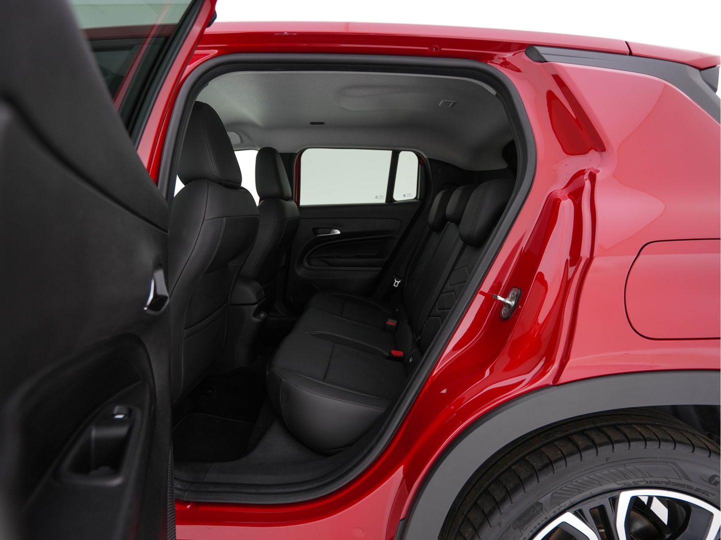 Jeep Avenger Summit 54 kWh [ 3-Fase ] {SOH-95%} (INCL-BTW) *HEATPUMP | LEATHER-MICROFIBRE | FULL-LED | ADAPTIVE-CRUISE | BLIND-SPOT | CAMERA | DIGI-COCKPIT | NAVI-FULLMAP | HEATED-COMFORTSEATS | ECC | AMBIENT-LIGHT | PDC | CARPLAY | CRUISE