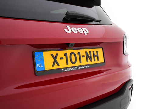 Jeep Avenger Summit 54 kWh [ 3-Fase ] {SOH-95%} (INCL-BTW) *HEATPUMP | LEATHER-MICROFIBRE | FULL-LED | ADAPTIVE-CRUISE | BLIND-SPOT | CAMERA | DIGI-COCKPIT | NAVI-FULLMAP | HEATED-COMFORTSEATS | ECC | AMBIENT-LIGHT | PDC | CARPLAY | CRUISE