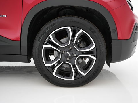 Jeep Avenger Summit 54 kWh [ 3-Fase ] {SOH-95%} (INCL-BTW) *HEATPUMP | LEATHER-MICROFIBRE | FULL-LED | ADAPTIVE-CRUISE | BLIND-SPOT | CAMERA | DIGI-COCKPIT | NAVI-FULLMAP | HEATED-COMFORTSEATS | ECC | AMBIENT-LIGHT | PDC | CARPLAY | CRUISE