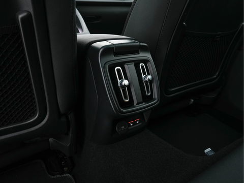 Polestar 2 Long Range Dual Motor Launch Edition 78kWh [ 3-Fase-11kW ] {SOH-91%} (INCL.BTW) Aut.*PANO | NAVI-FULLMAP | FULL-LED | ADAPTIVE-CRUISE | BLINDSPOT | TOPVIEW | KEYLESS | LANE-ASSIST | DIGI-COCKPIT | CARPLAY | DAB+ | HEATED-SPORTSEATS | CAMERA | MEMORY-PACK