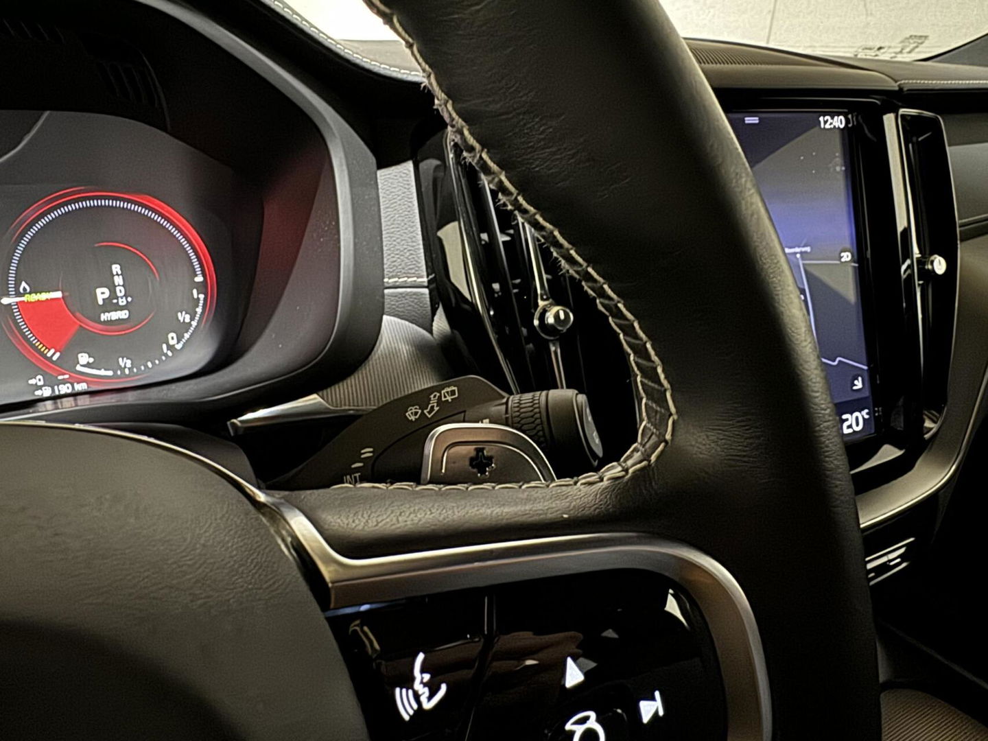 Volvo XC60 2.0 T8 AWD Polestar Engineered H/K Pano HUD ACC