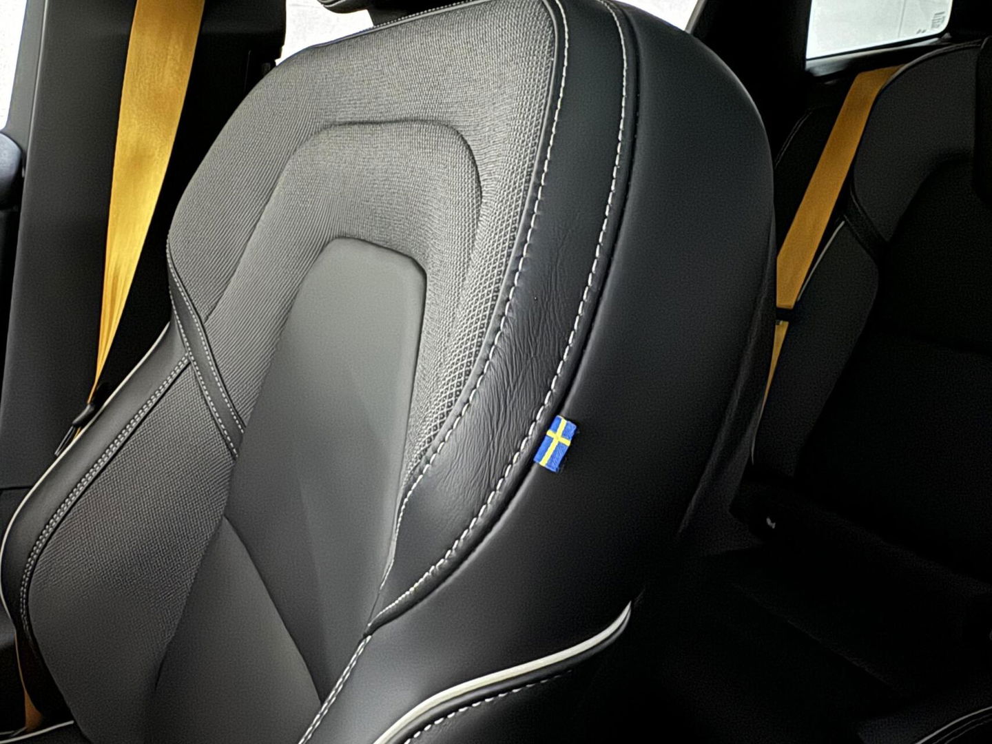 Volvo XC60 2.0 T8 AWD Polestar Engineered H/K Pano HUD ACC