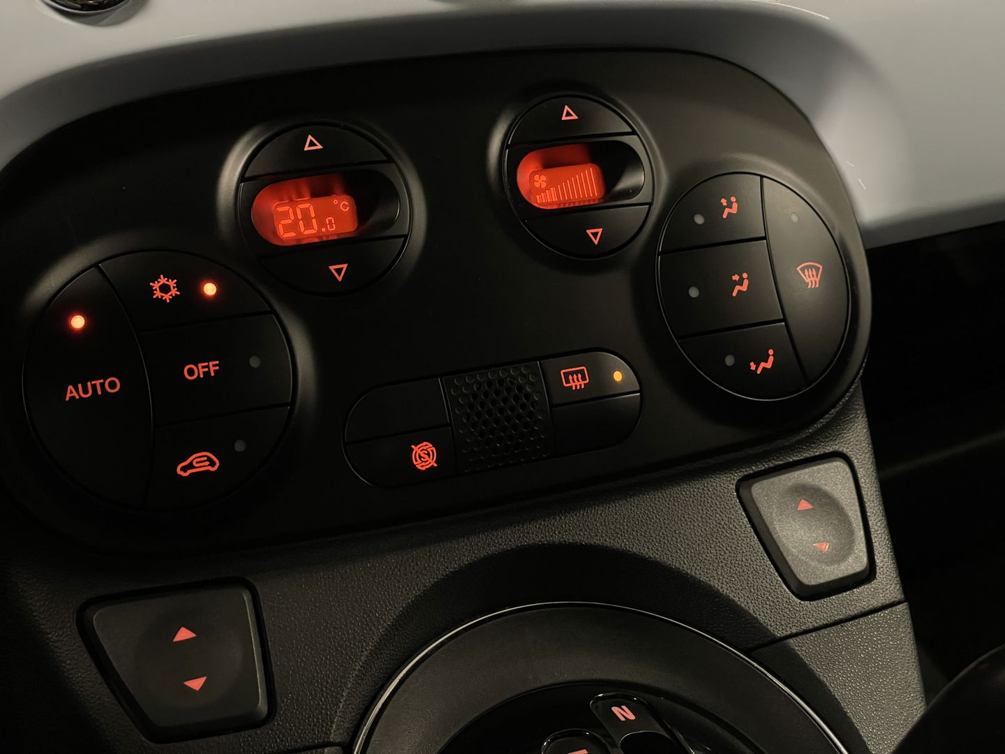 Fiat 500 1.2 Sport | Aircondtioning | Radio | 16'' Lichtmetaal | USB | Interscope Sound |