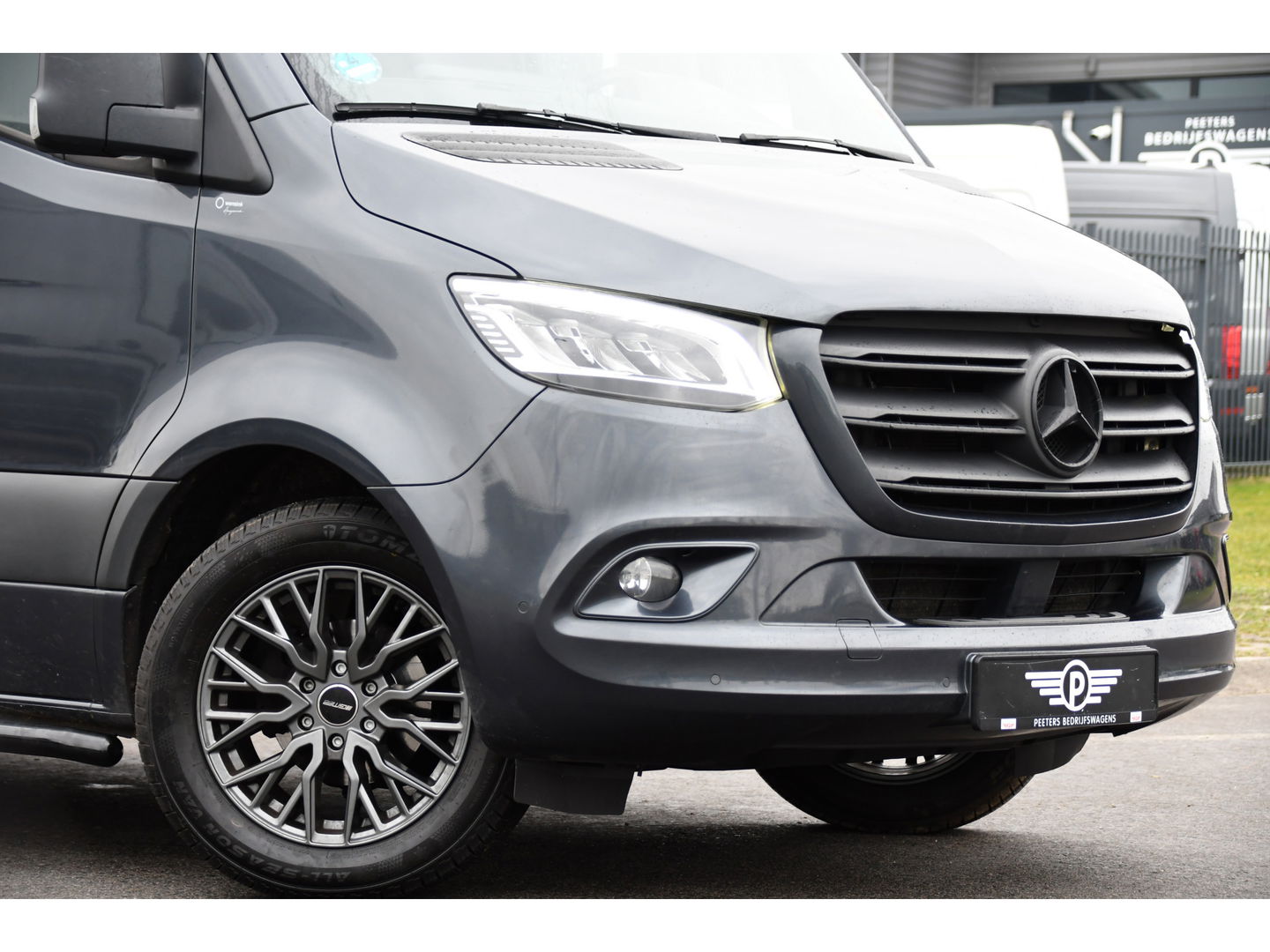 Mercedes-Benz Sprinter 317 1.9 CDI L2H2 RWD PB Edition Camera, Cruise, Carplay, LED, 170pk, Stoelverwarming, NAVI, Sensoren, Leder, Uniek!