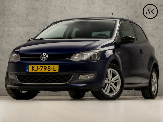 Volkswagen Polo - 1.2 Sportline (APPLE CARPLAY, BLUETOOTH, CRUISE, ELEK PAKKET, ARMSTEUN, SPORTSTOELEN, STOELVERWARMING, LEDER, LM VELGEN, PARKEERSENSOR, NIEUWE APK, NIEUWSTAAT)