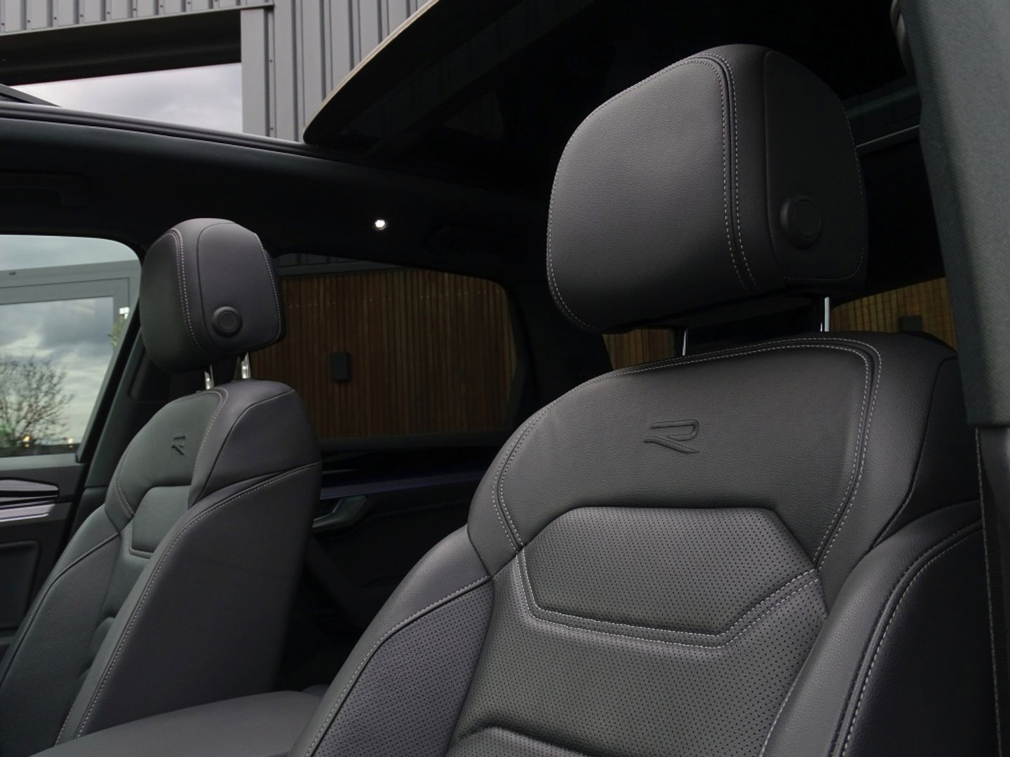 Volkswagen Touareg R 462PK 4Motion eHybrid / R-Line / 360° / ACC / Matrix