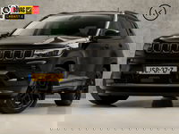 Jeep Compass - 4xe 240 Plug-in Hybrid Electric Trailhawk 240Pk Automaat (VIRTUAL COCKPIT, APPLE CARPLAY, GROOT NAVI, LEDER, CAMERA, SPORTSTOELEN, KEYLESS, GETINT GLAS, ADAPTIVE CRUISE, NIEUWSTAAT)