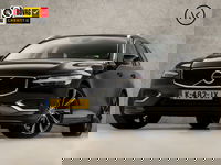 Volvo V60 - 2.0 B3 Inscription Sport 177Pk Automaat (APPLE CARPLAY, LEDER, 20'' LM VELGEN, STUUR/STOELVERWARMING, SPORTSTOELEN, ADAPTIVE CRUISE, PARKEERSENSOREN, NIEUWSTAAT)