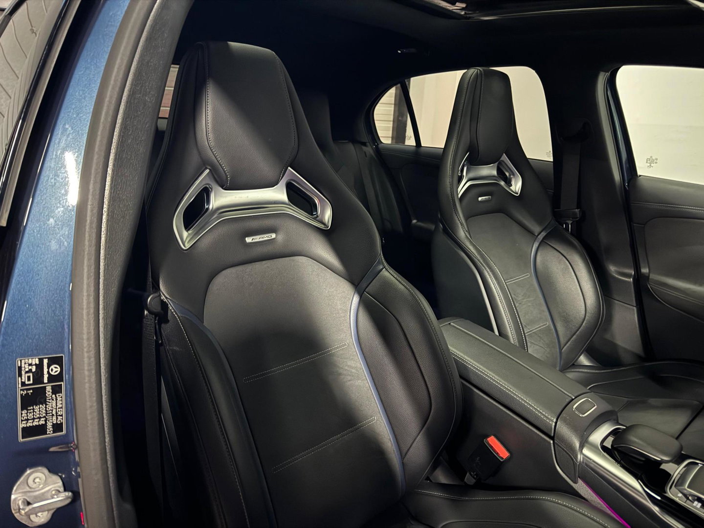 Mercedes-Benz A-Klasse AMG 35 4MATIC Edition 1 PANO KEYLESS