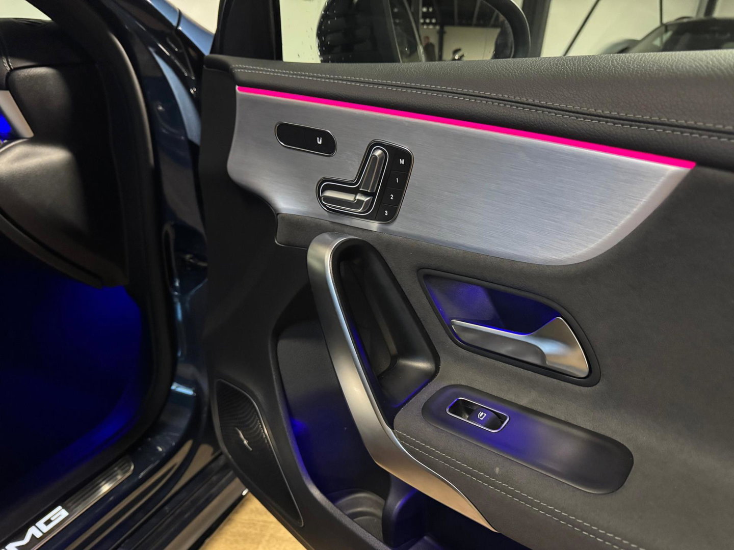 Mercedes-Benz A-Klasse AMG 35 4MATIC Edition 1 PANO KEYLESS