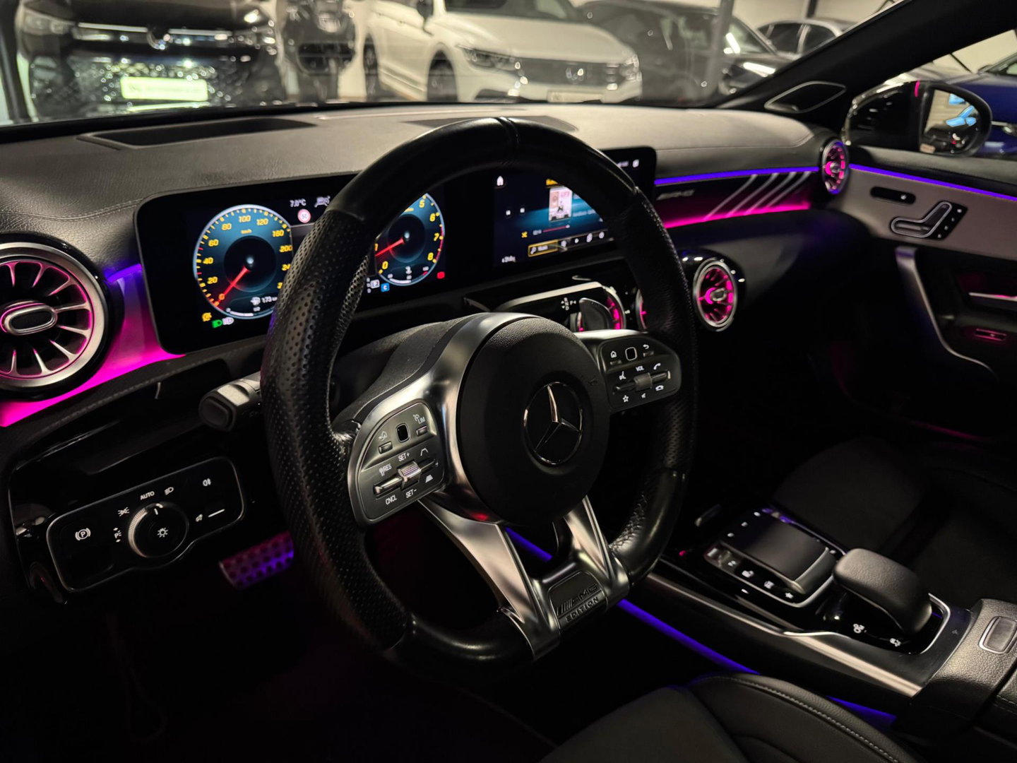 Mercedes-Benz A-Klasse AMG 35 4MATIC Edition 1 PANO KEYLESS