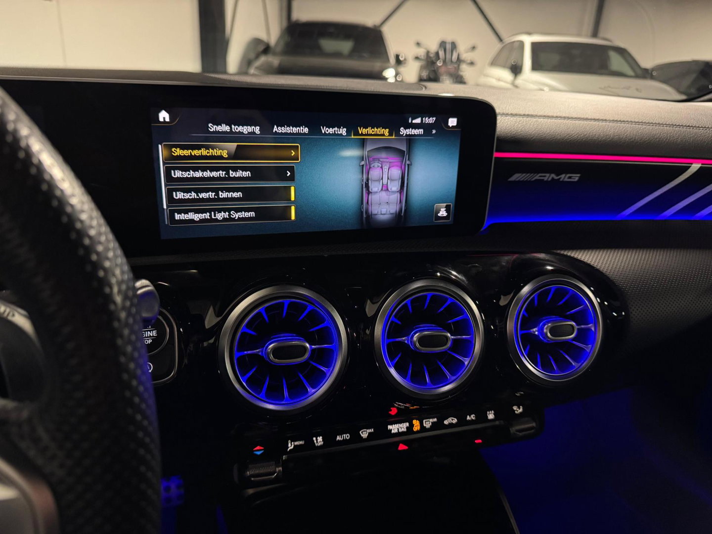 Mercedes-Benz A-Klasse AMG 35 4MATIC Edition 1 PANO KEYLESS