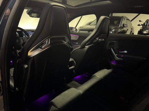 Mercedes-Benz A-Klasse AMG 35 4MATIC Edition 1 PANO KEYLESS