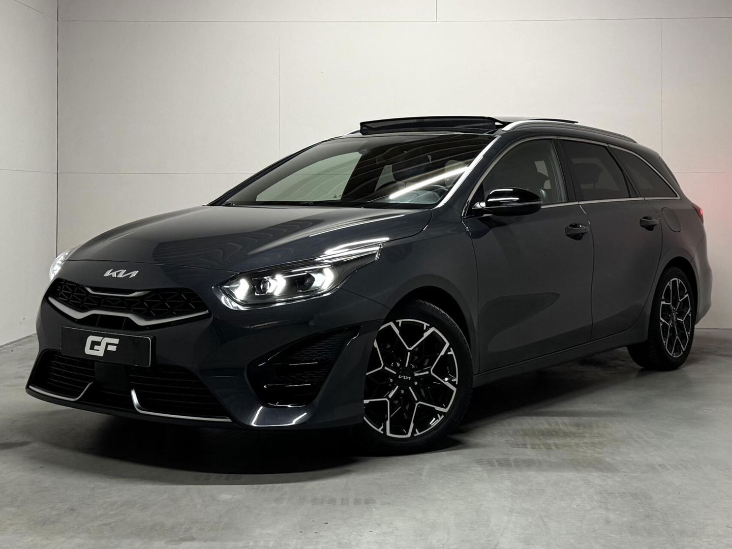 Kia Ceed Sportswagon 1.5 T-GDi GT-Line Pano Camera Trekh. NAP