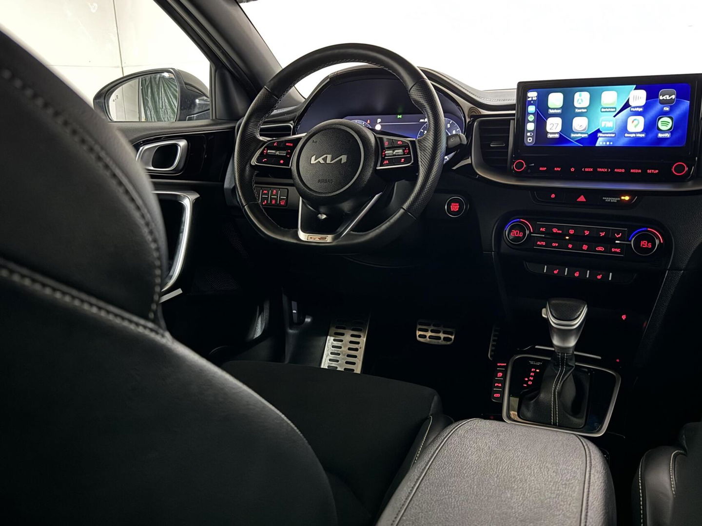 Kia Ceed Sportswagon 1.5 T-GDi GT-Line Pano Camera Trekh. NAP