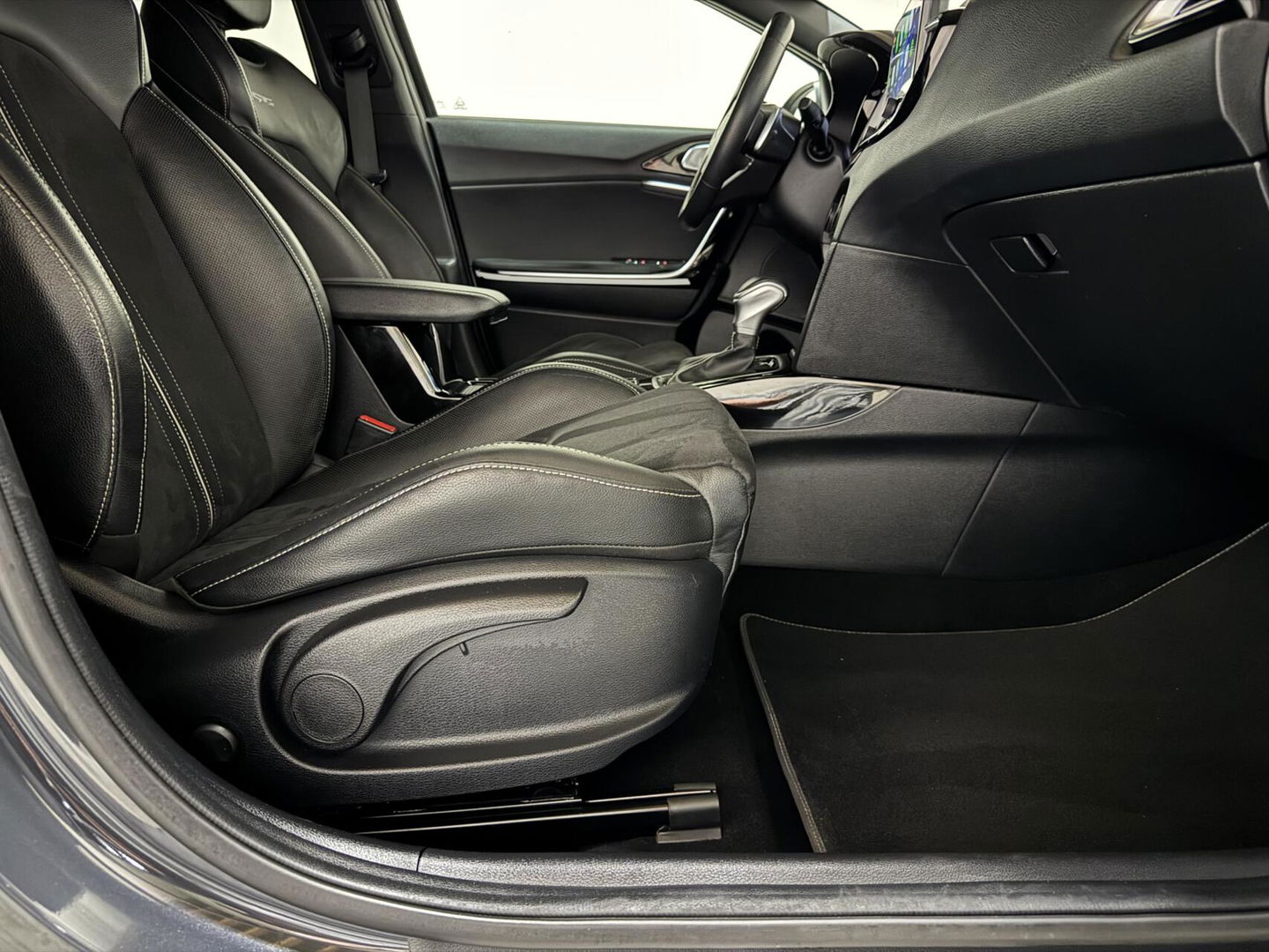 Kia Ceed Sportswagon 1.5 T-GDi GT-Line Pano Camera Trekh. NAP