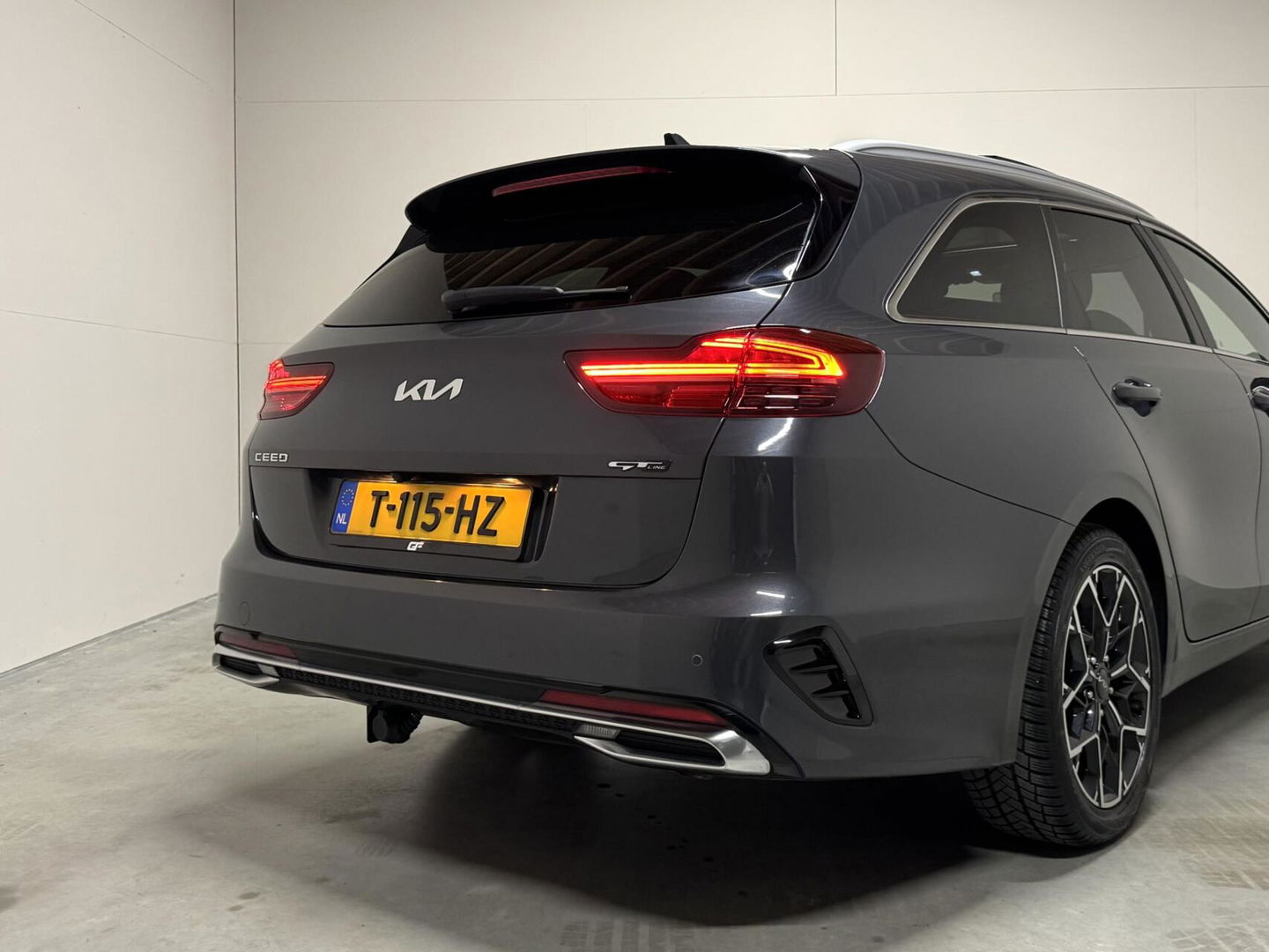 Kia Ceed Sportswagon 1.5 T-GDi GT-Line Pano Camera Trekh. NAP