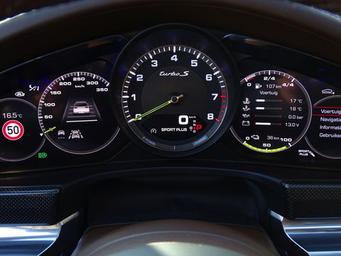 Porsche Panamera Sport Turismo 4.0 Turbo 680PK / Ceramic / Burmester / carbon / 360°