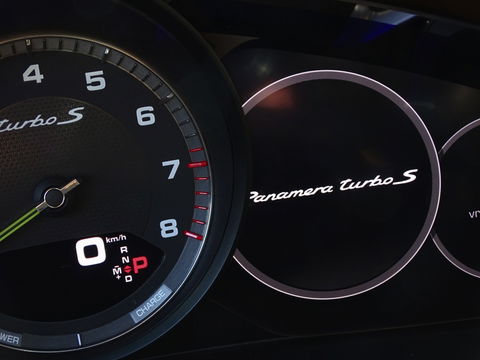 Porsche Panamera Sport Turismo 4.0 Turbo 680PK / Ceramic / Burmester / carbon / 360°