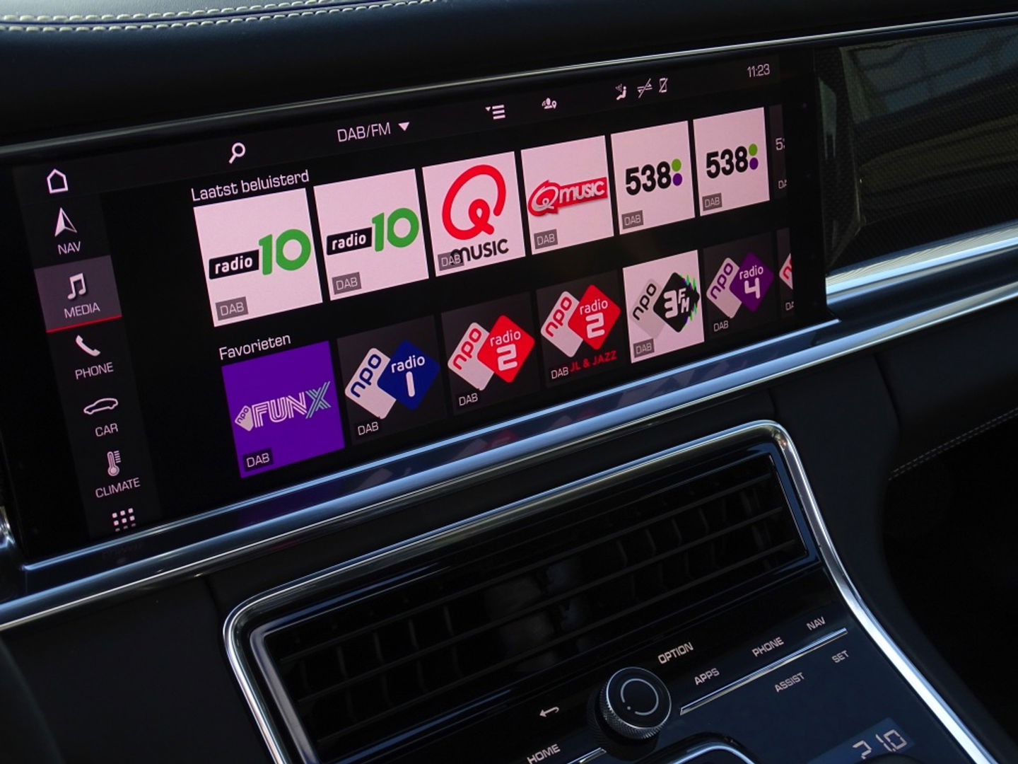 Porsche Panamera 4.0 V8 481PK GTS / carbon / alcantara / 360° / LED