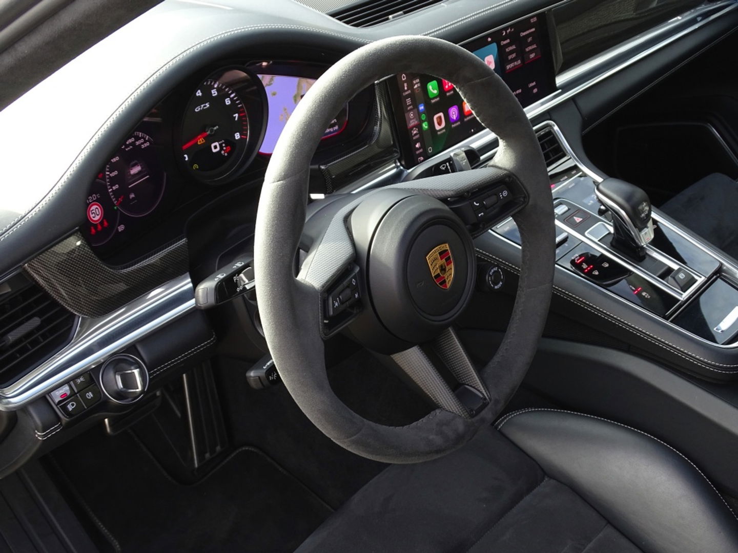 Porsche Panamera 4.0 V8 481PK GTS / carbon / alcantara / 360° / LED