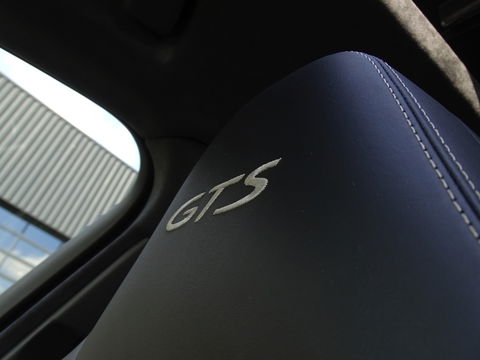 Porsche Panamera 4.0 V8 481PK GTS / carbon / alcantara / 360° / LED