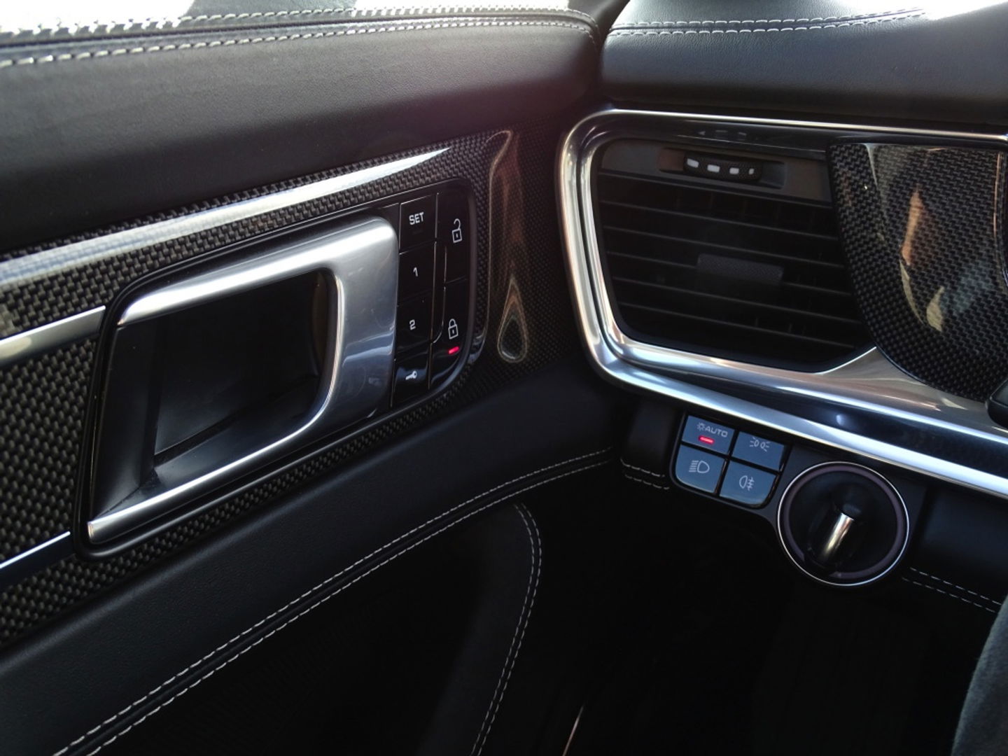 Porsche Panamera 4.0 V8 481PK GTS / carbon / alcantara / 360° / LED