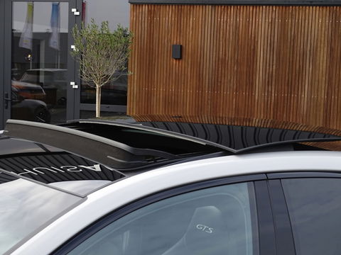 Porsche Panamera 4.0 V8 481PK GTS / carbon / alcantara / 360° / LED