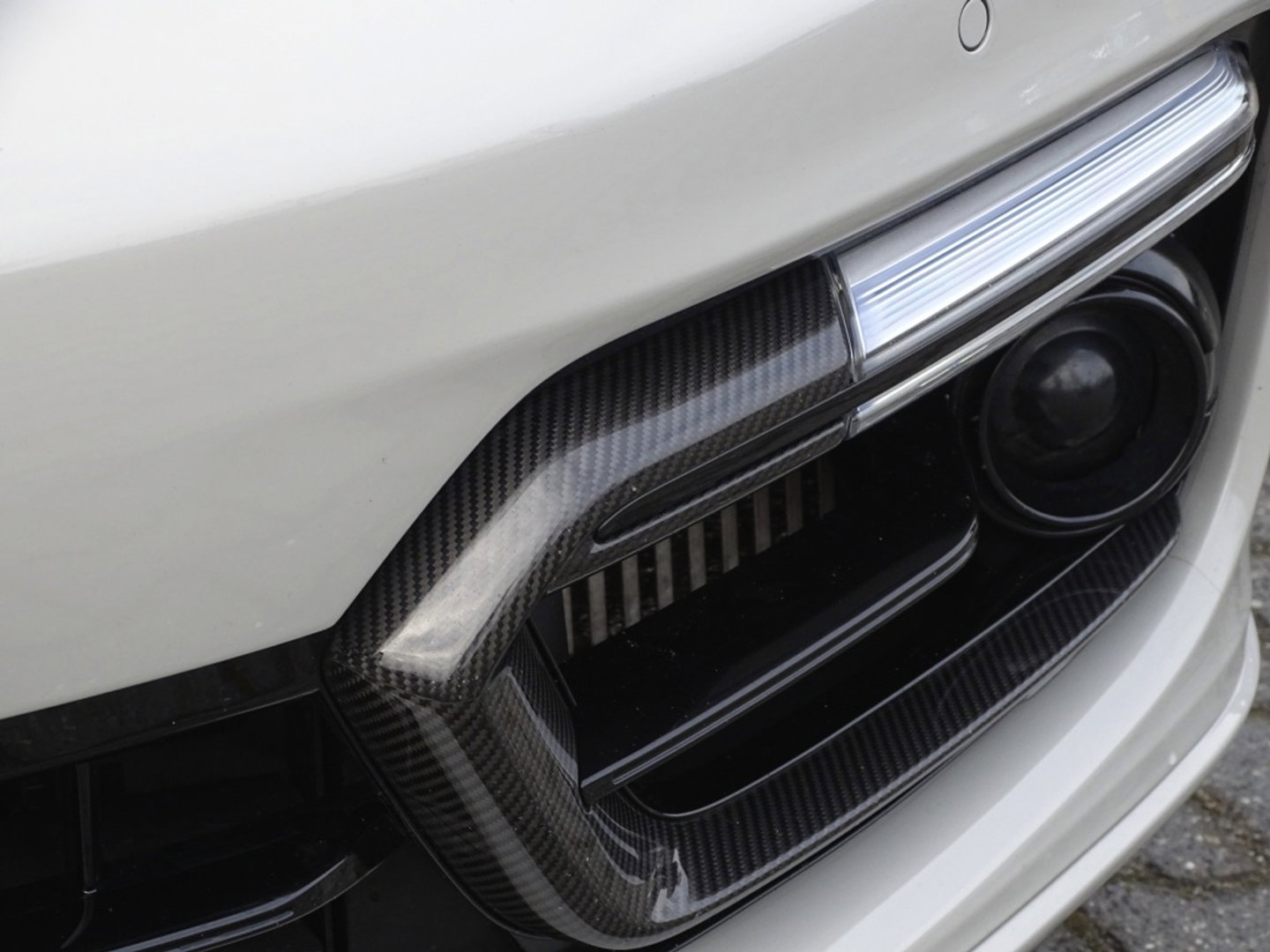 Porsche Panamera 4.0 V8 481PK GTS / carbon / alcantara / 360° / LED