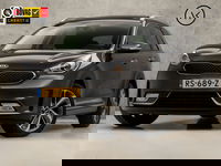 Kia Niro - 1.6 GDi Hybrid Sport 142Pk Automaat (SCHUIFDAK, APPLE CARPLAY, NAVIGATIE, CAMERA, STUUR/STOELVERWARMING, SPORTSTOELEN, GETINT GLAS, XENON, NIEUWE APK, NIEUWSTAAT)