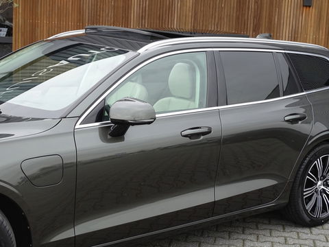 Volvo V60 2.0 T6 340PK AWD / R-Design / Inscription / LED