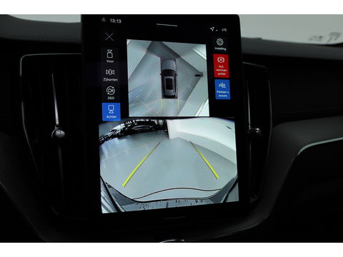 Volvo XC60 2.0 T6 Plug-in hybrid AWD Ultra Black Edition | Facelift | Pano | HUD | 360cam | Harman Kardon | Memory seats | Pilot Assist |