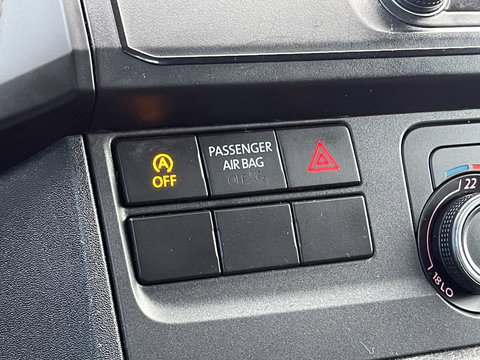 Volkswagen Transporter 2.0 TDI L2H1 DC | BTW |  Pick-up! | 6 Pers. | Trekhaak | Apple Carplay | Cruise Control | Stop&GO | Airconditioning |