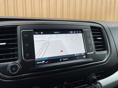 Peugeot Expert Traveller 8P 2.0 BlueHDi 150 Business Long S&S | Exportprijs | Cruise Control | Parkeersensoren Achter | Apple Carplay/Android Auto | Navigatie | Airconditioning | Bluetooth |