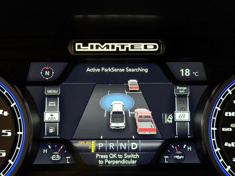 Dodge Ram 1500 5.7 V8 4x4 Crew Cab Limited | Luchtvering | LPG | Harman/Kardon | Panoramadak | 22" Lichtmetaal | Stoelventilatie / verwarming | Stuurwielverwarming | 360° Camera | Spiegel Camera |