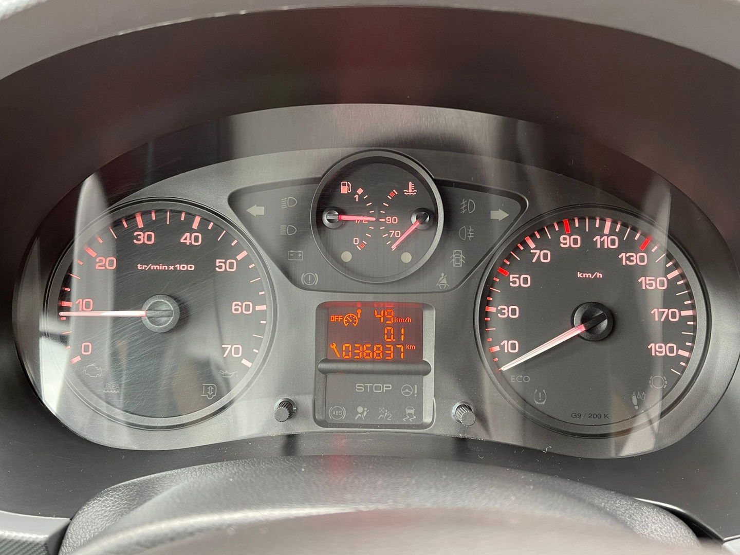 Peugeot Partner 1.6 BlueHDi 75 L1 Premium | Marge | Apple Carplay | Dealer Onderhouden | Airconditioning | Cruise Control | Navigatie | Radio | Elektrische Ramen |